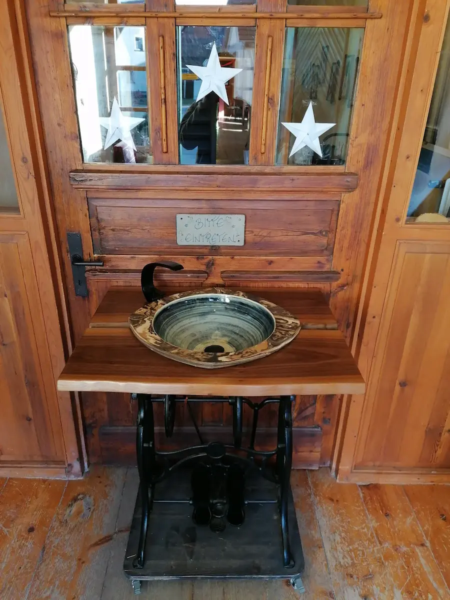 Bathurell-Ceramics for Your Bath