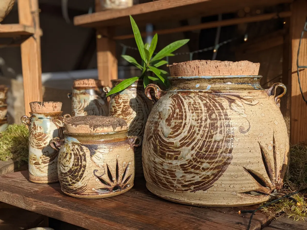 Laura Lizbeth Ceramics