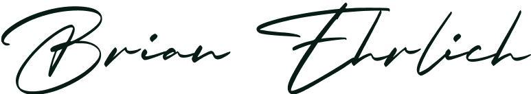 Viviana Vazques, Sr. Content Manager signature