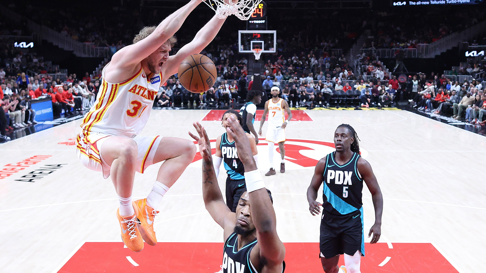 Aussies Abroad: Boomers pair shine, Zikarsky's big moment