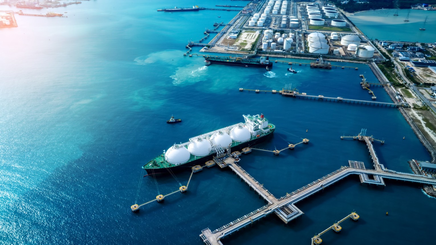Tailwinds for LNG bunkering in 2026