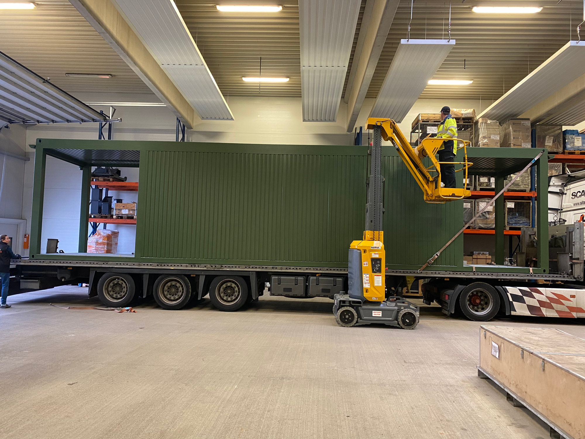 Zweiter Container angekommen – es geht weiter! 