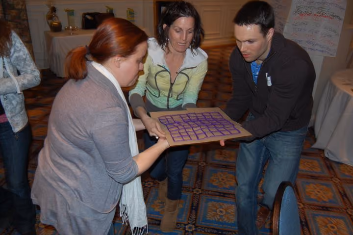successful business team building event