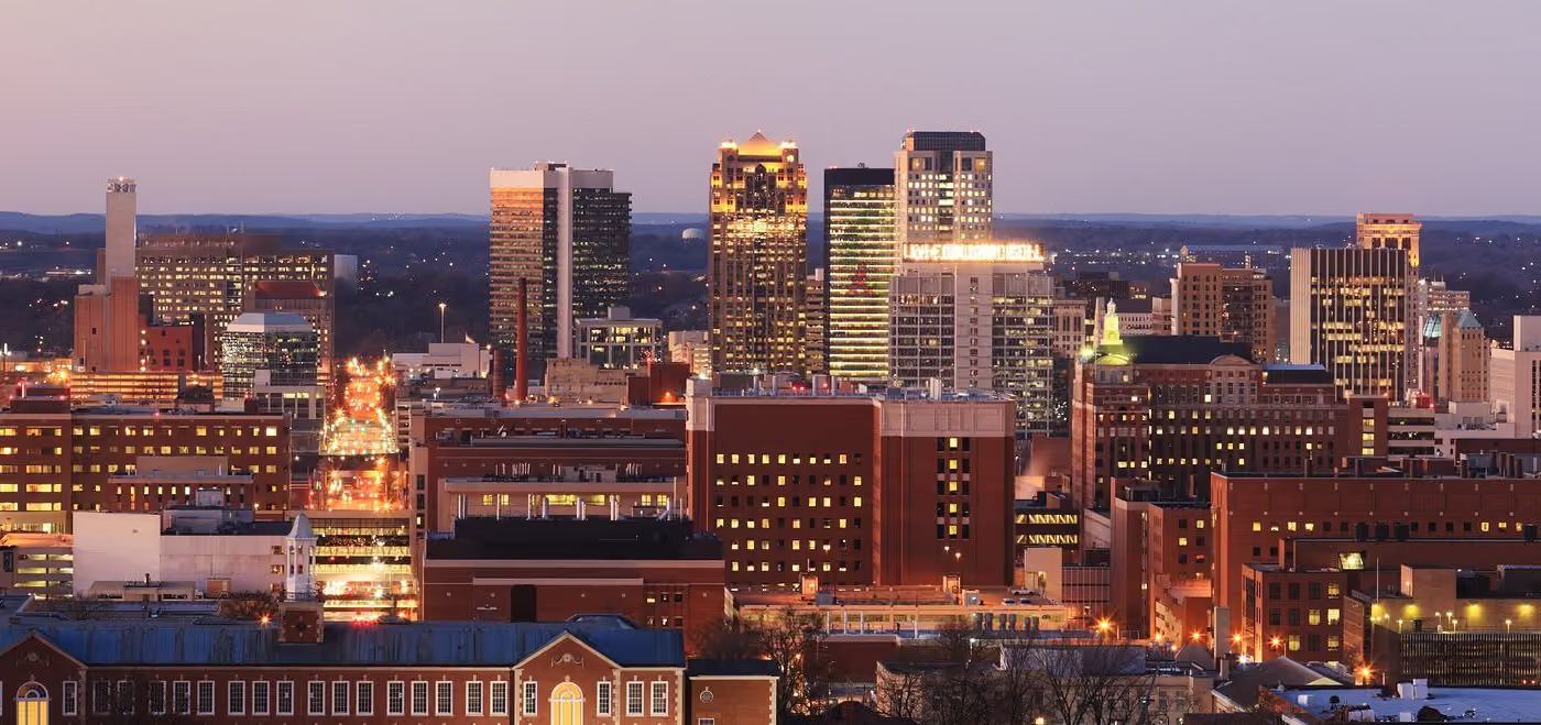 Birmingham, AL: cityscape and local surroundings