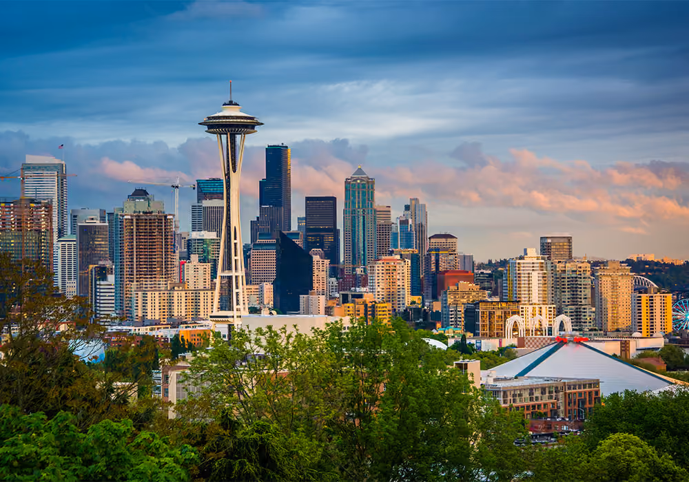 Seattle, WA: cityscape and local surroundings