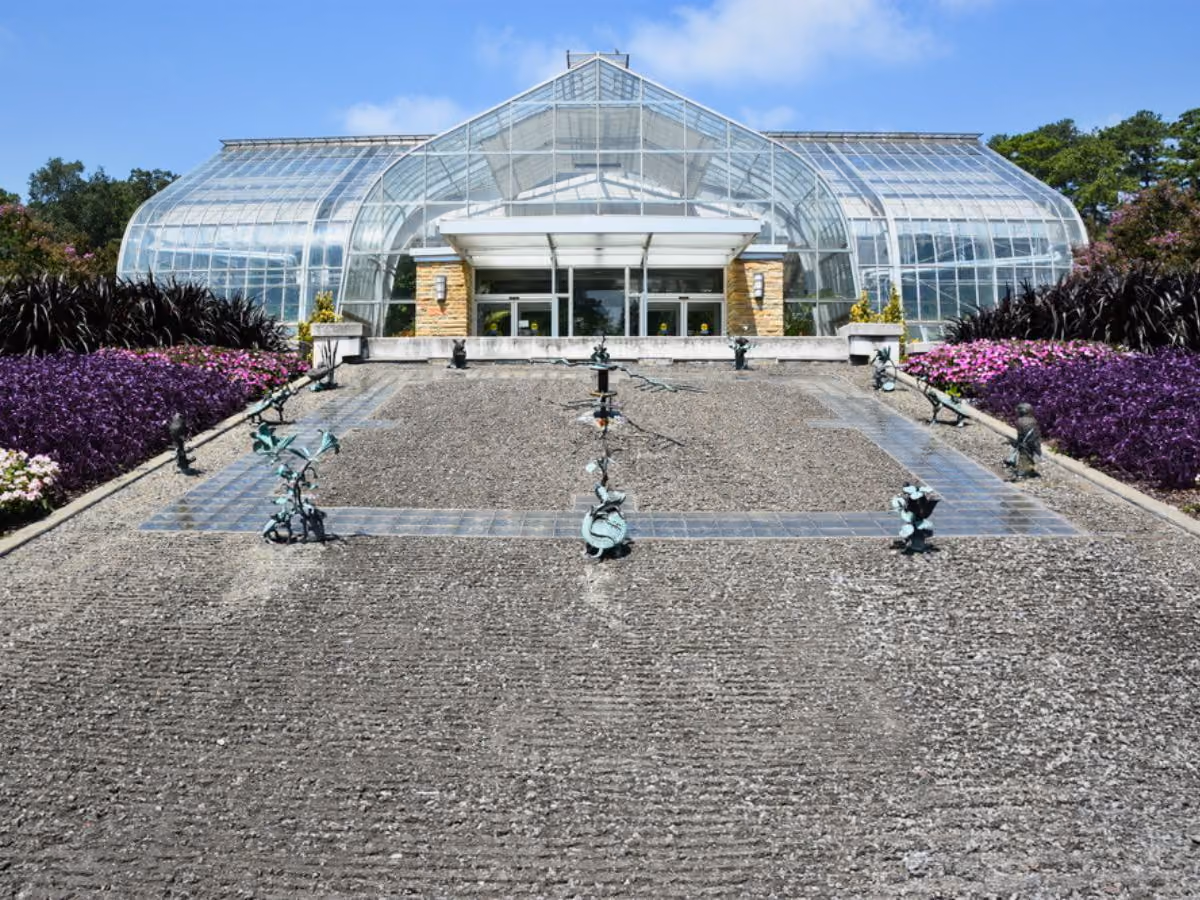 Birmingham Botanical Gardens in Birmingham: Conservatory at Birmingham Botanical Gardens