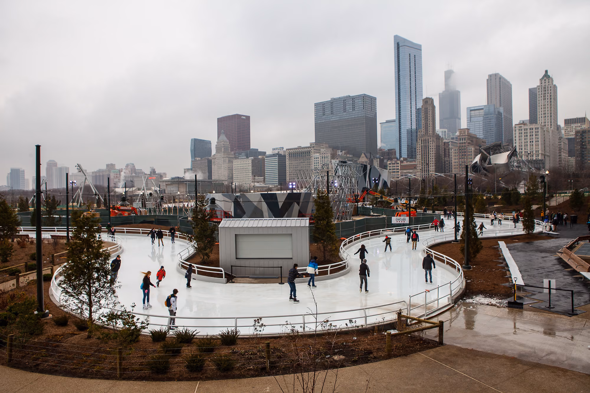 Maggie Daley Park in Chicago: Maggie Daley Park Skating Ribbon