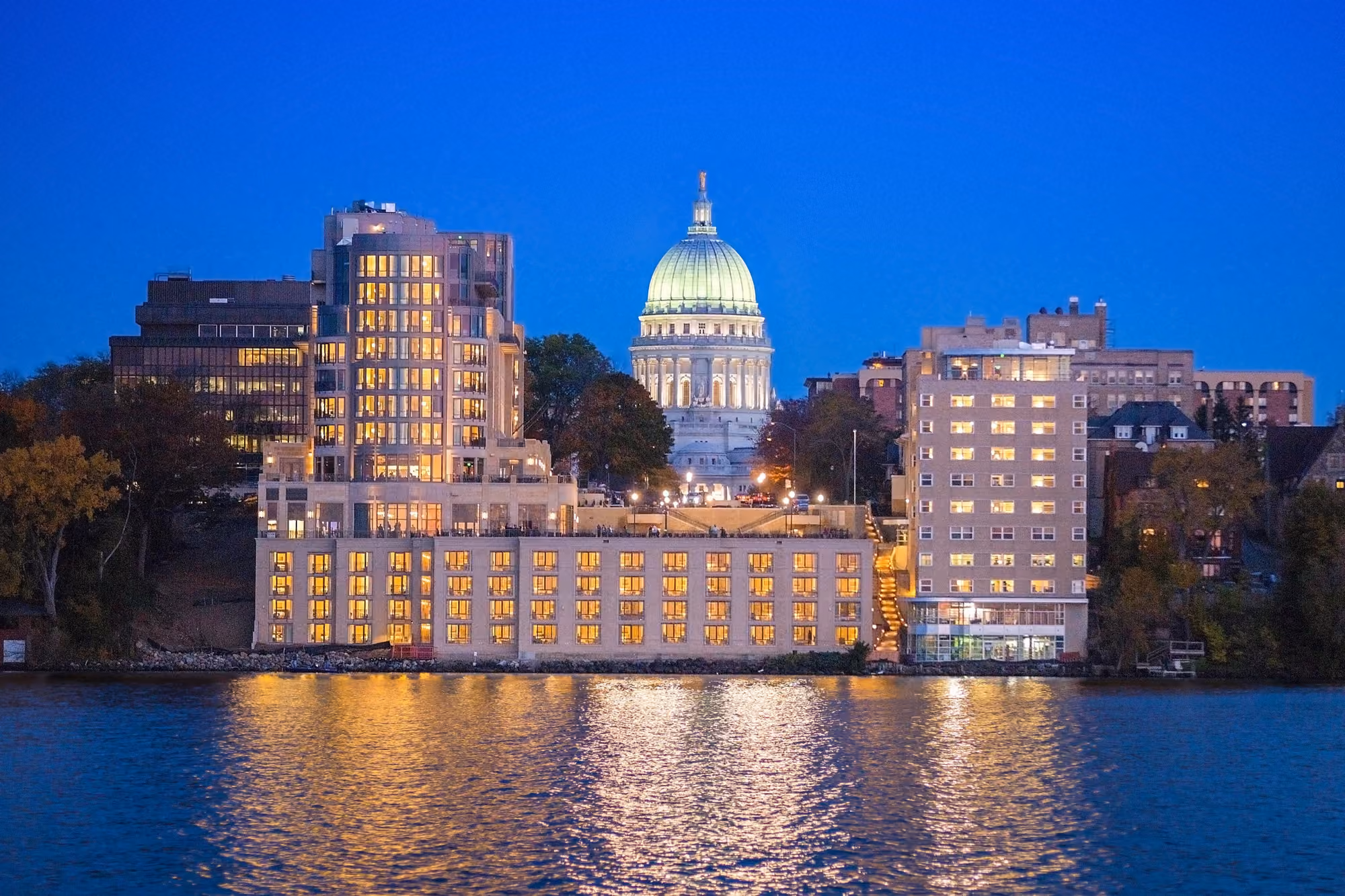 The Edgewater in Madison: The Edgewater Hotel and Capitol Dome