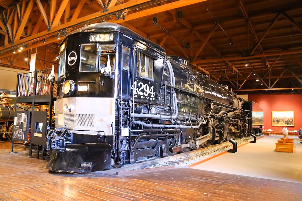 California State Railroad Museum in Sacramento: Steam Locomotive 4294 Exhibit
