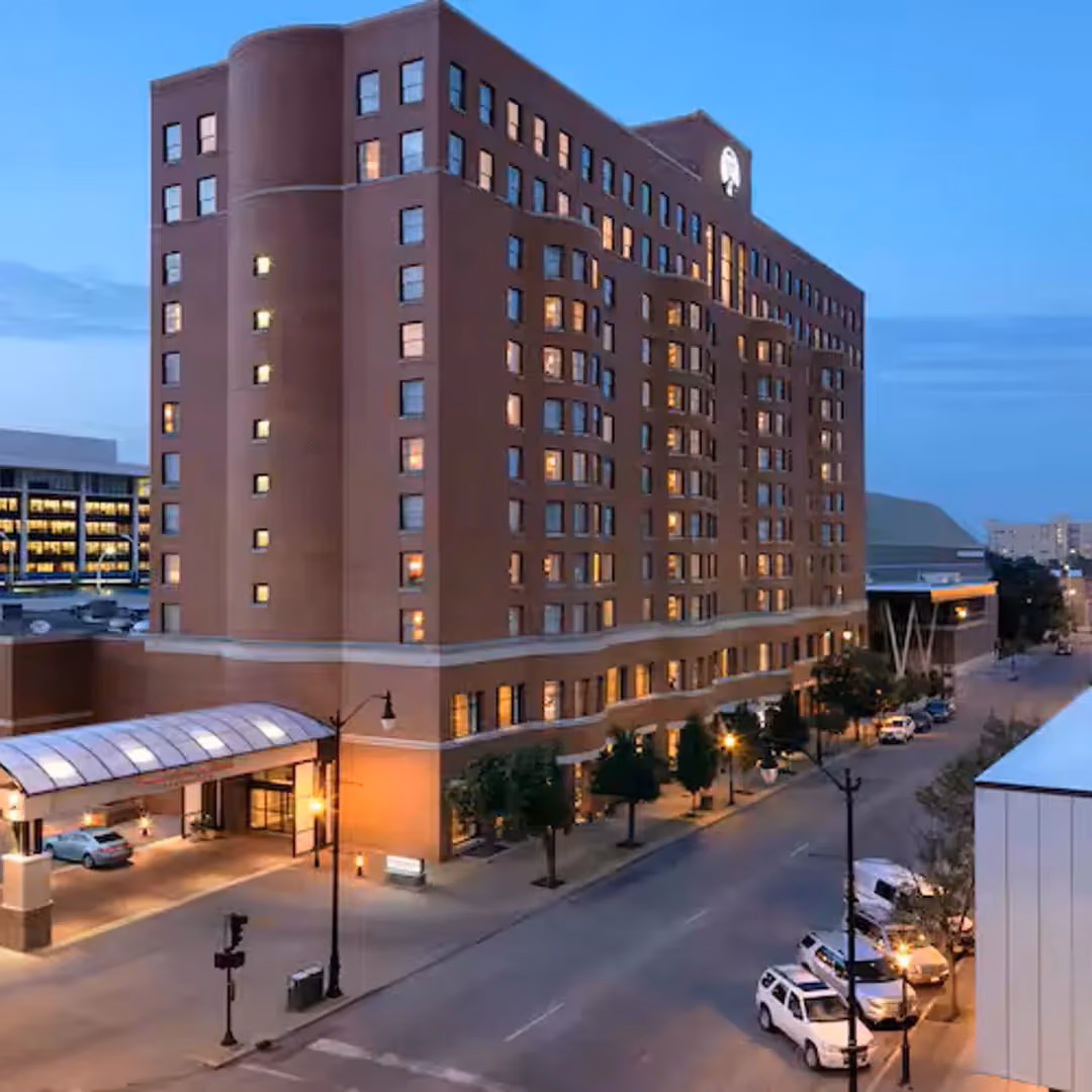 President Abraham Lincoln Springfield - a DoubleTree by Hilton Hotel in Springfield: President Abraham Lincoln Springfield Hotel Exterior