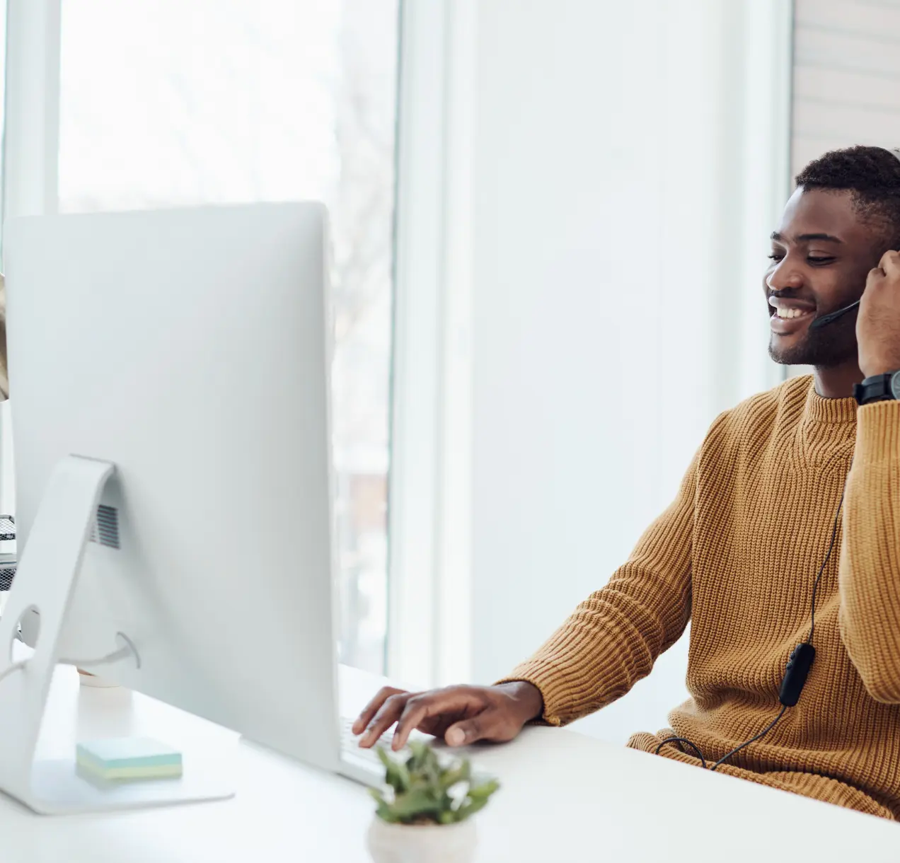 Scale Smarter: How Consultants Help Industry Leaders Stay Ahead