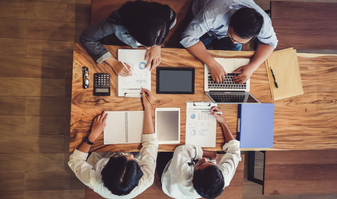 How Industry Frontrunners Stay Ahead Through Consulting
