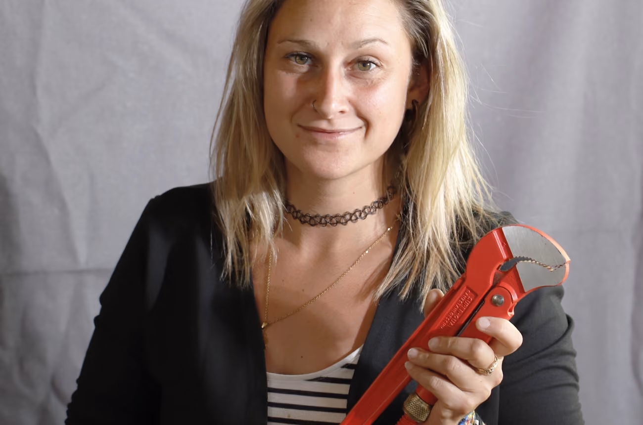 Laura ou l'art d'oser la plomberie