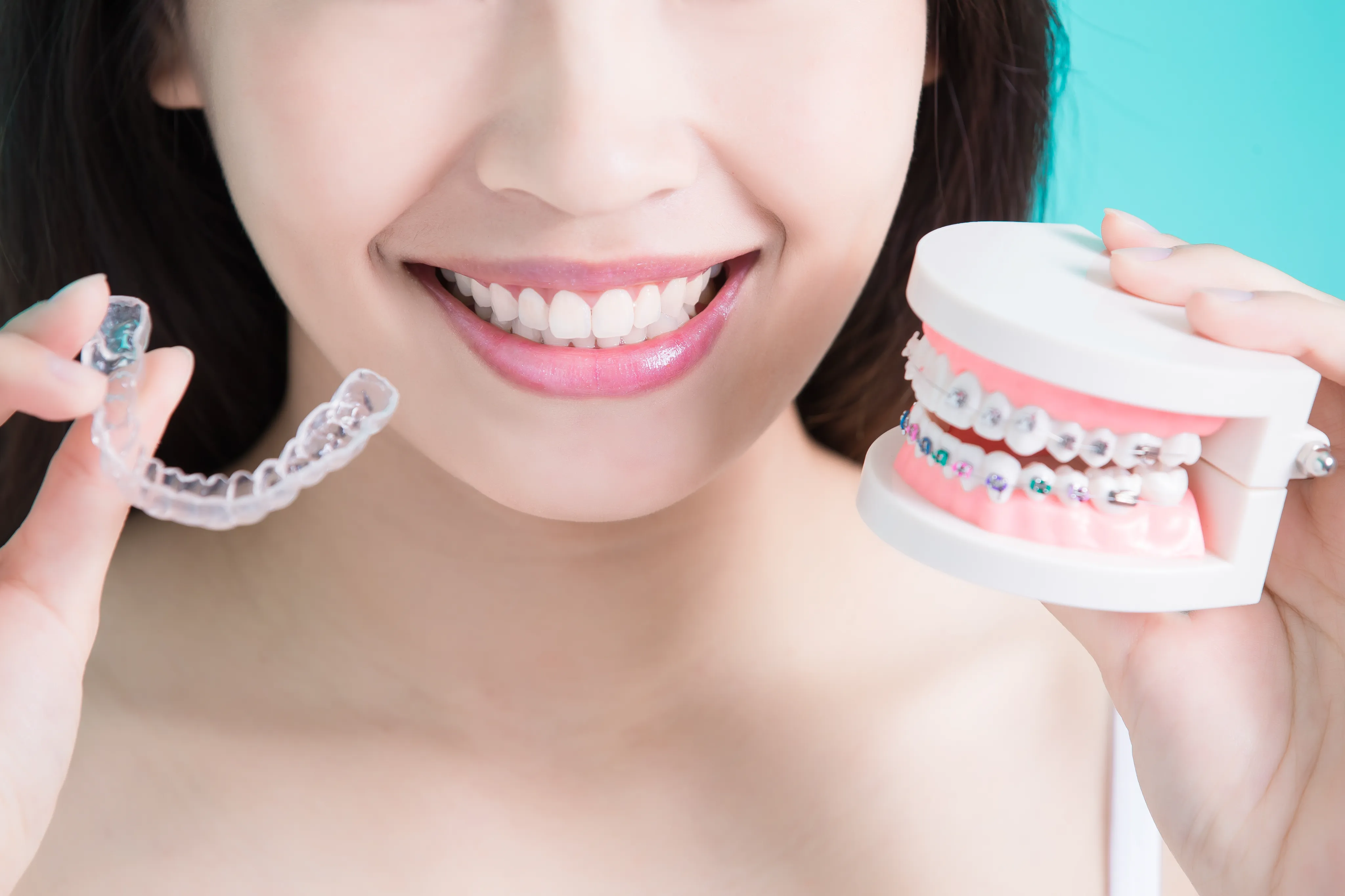 Can I Use Both Braces and Invisalign at the Same Time?