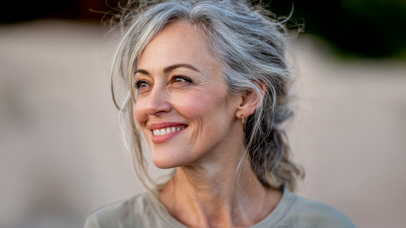 what colors look best with grey hair