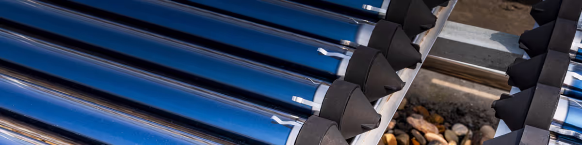 Sistema de colector térmico para calentar agua con energía solar