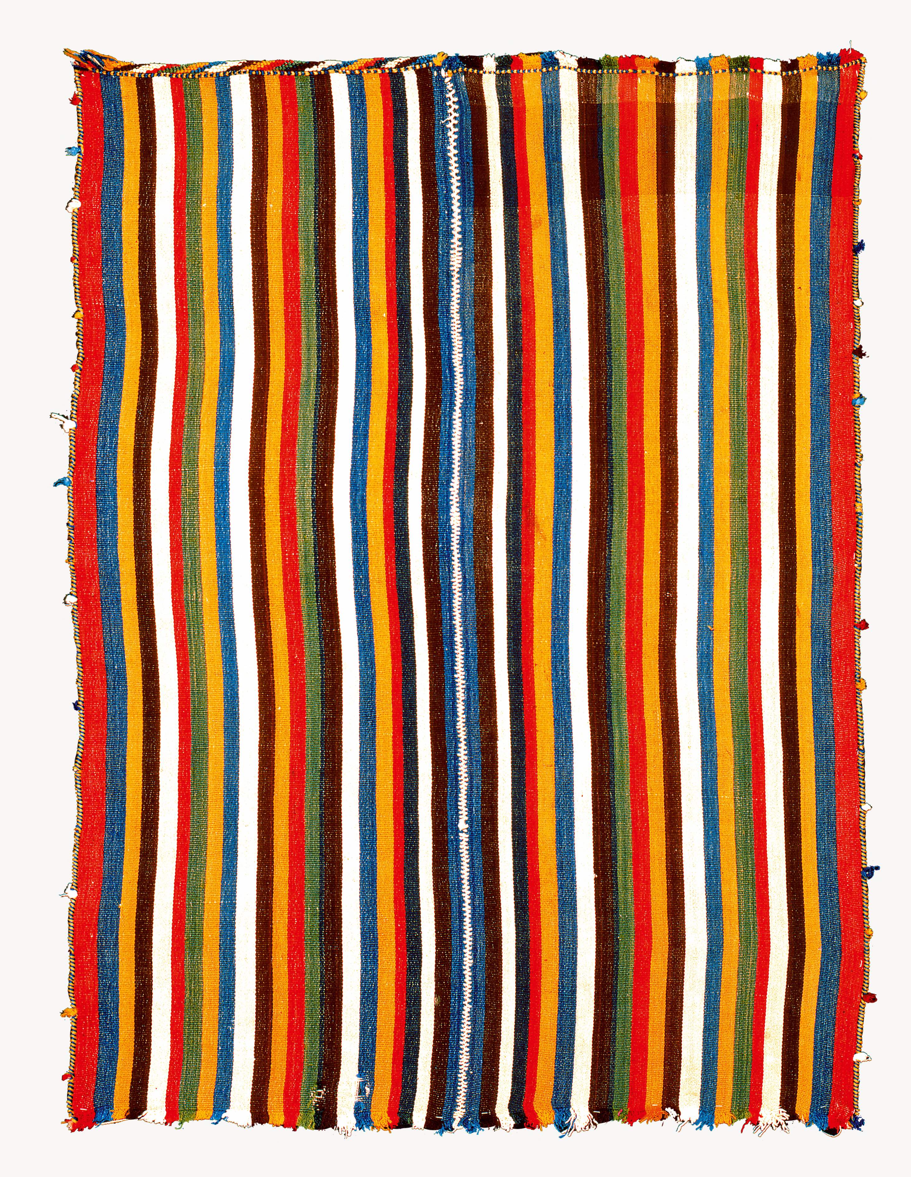 Rechteckiger, handgewebter Teppich (Jajim) mit dicht aneinanderliegenden vertikalen Streifen in Rot, Gelb, Blau, Grün, Braun und Weiß; an den Schmalseiten mit Fransen