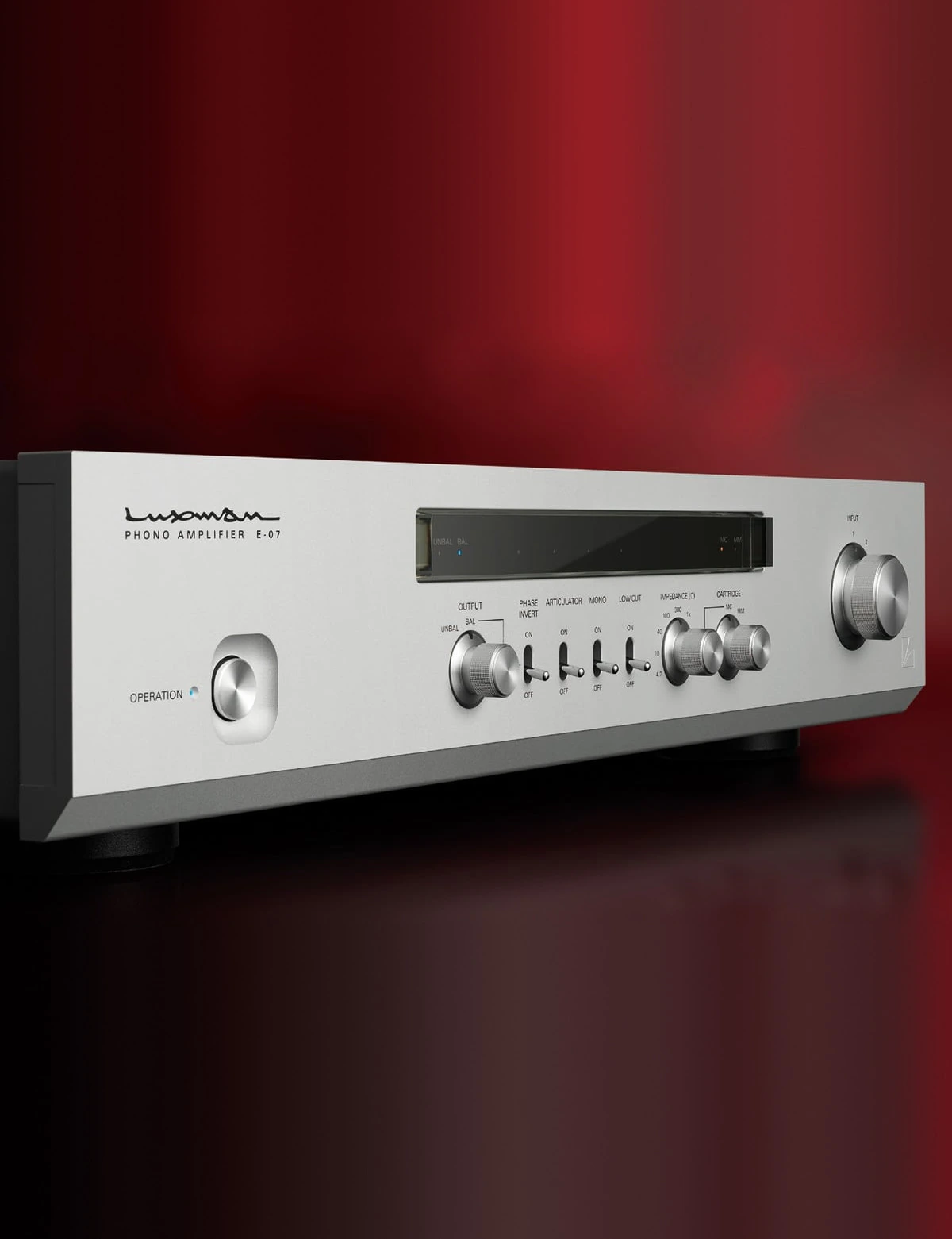 Luxman E-07 phono amplifier