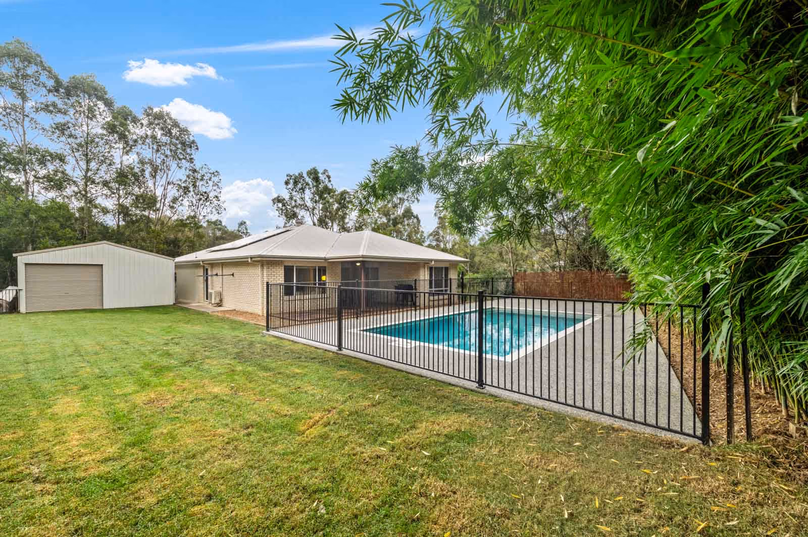 Welcome to this stylish 4-bedroom, 2-bathroom home, offering an abundance of space and modern comforts perfect for family living. 