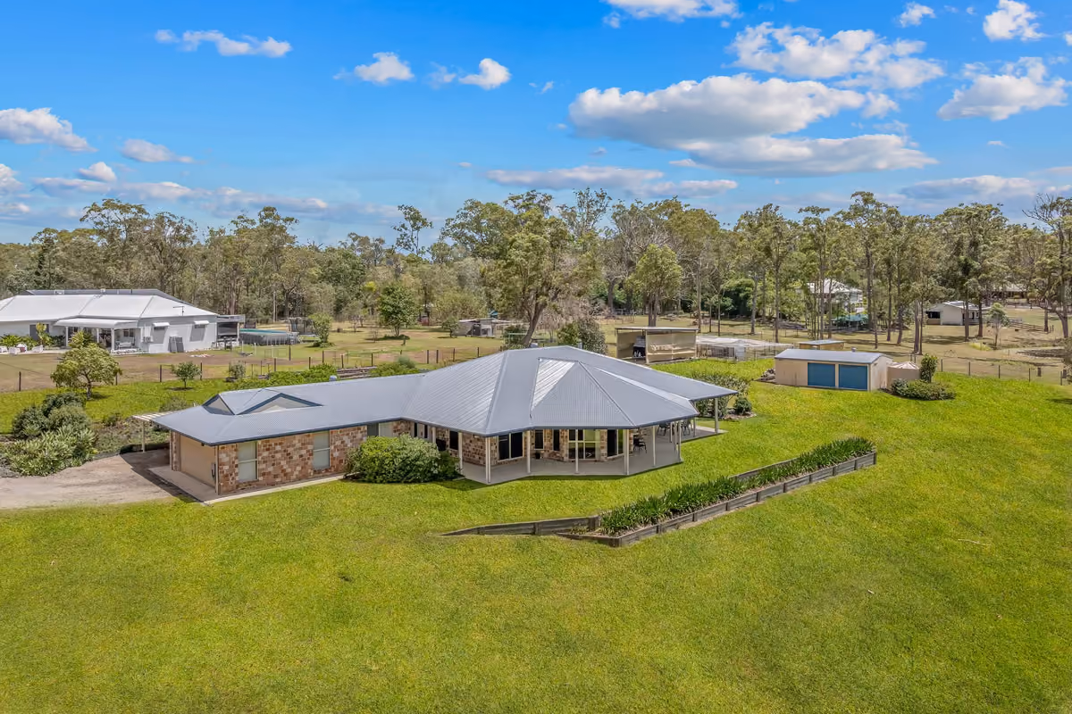 Escape to Space, Privacy & Practical Living