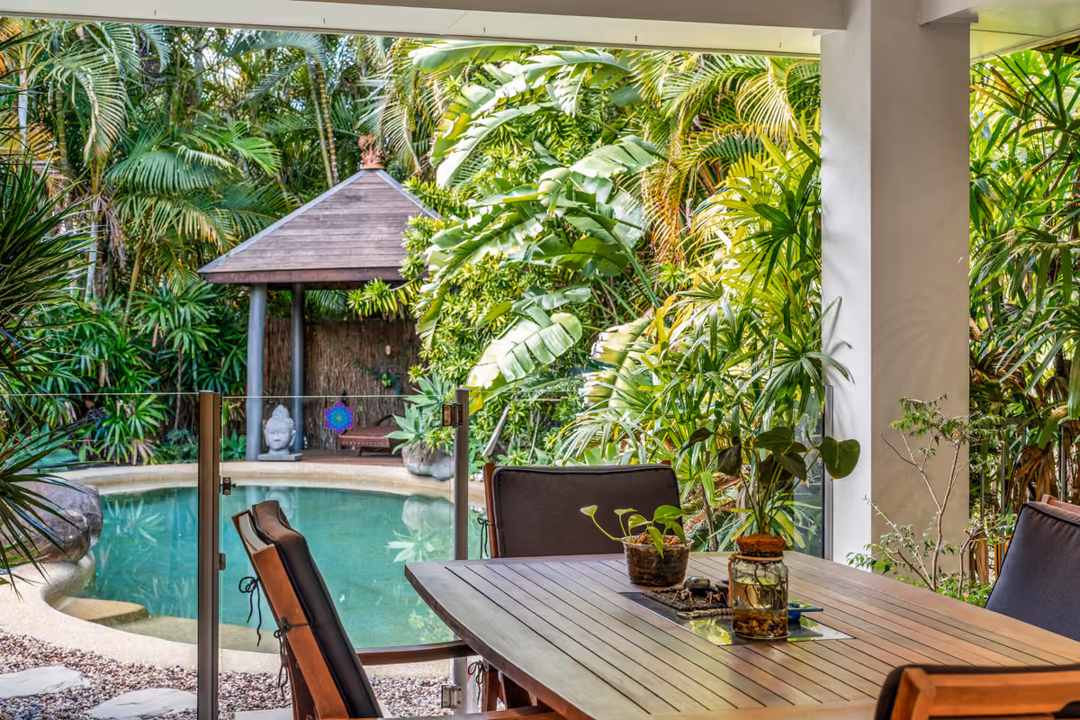 Grand Build Home - Private Oasis