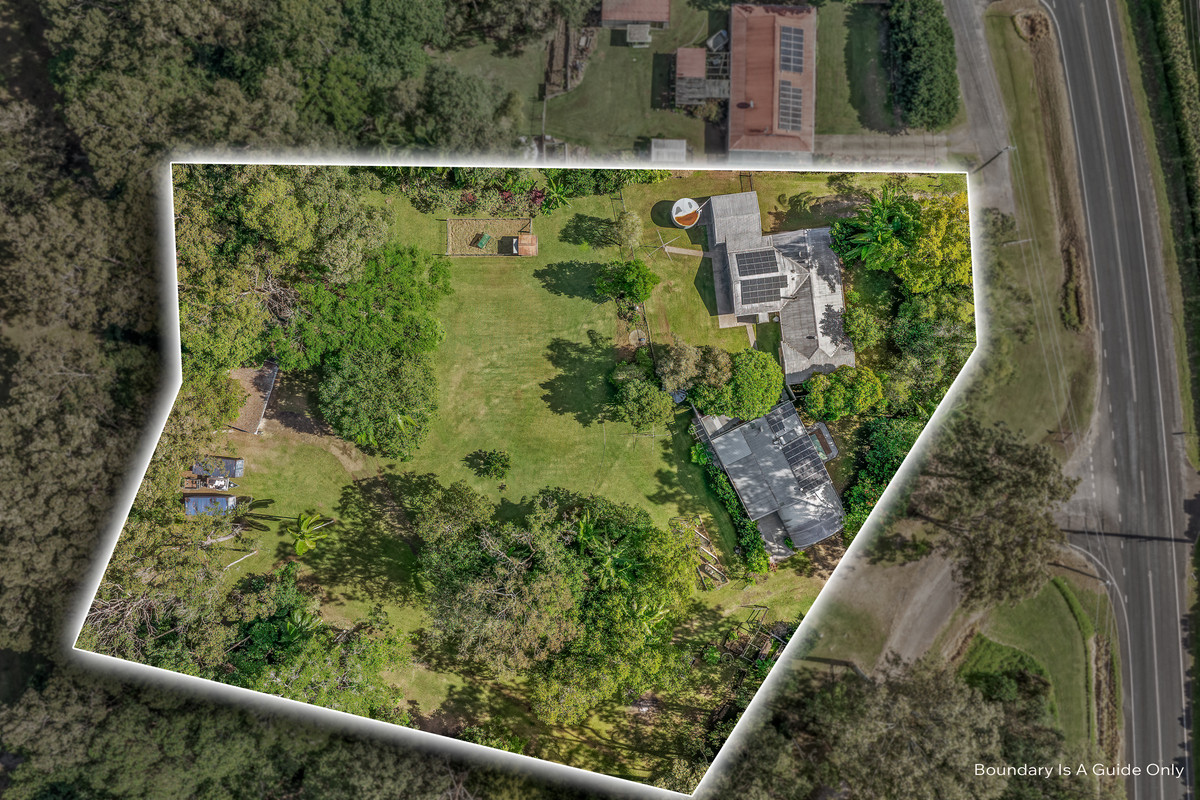 Dual Living on a Usable 7,520sqm (1.86 Acres) in the Heart of Beerwah