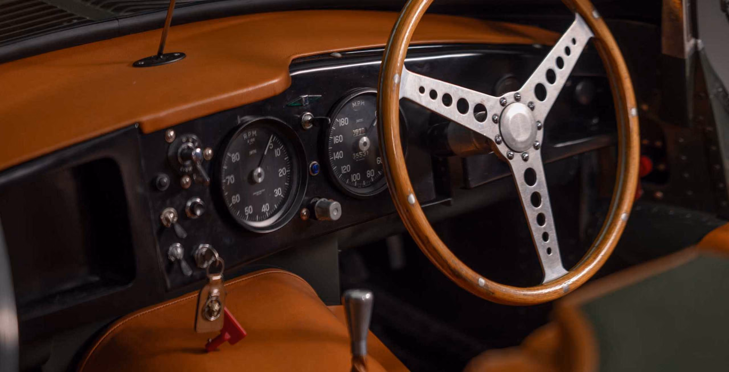 We specialise in modern and historic performance, sports and collector vehicles