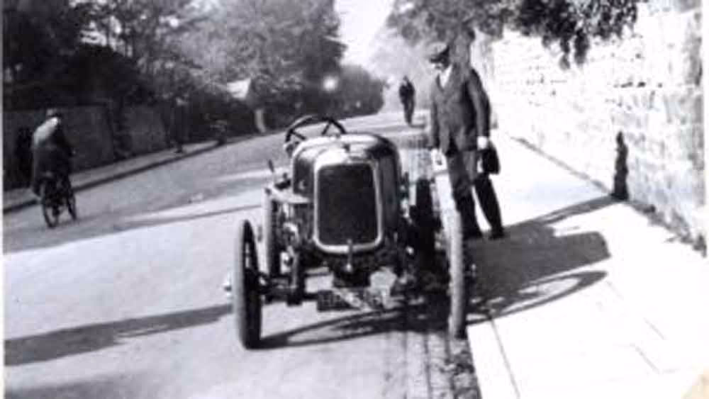 Racing alvis number 1 - coventry 1923