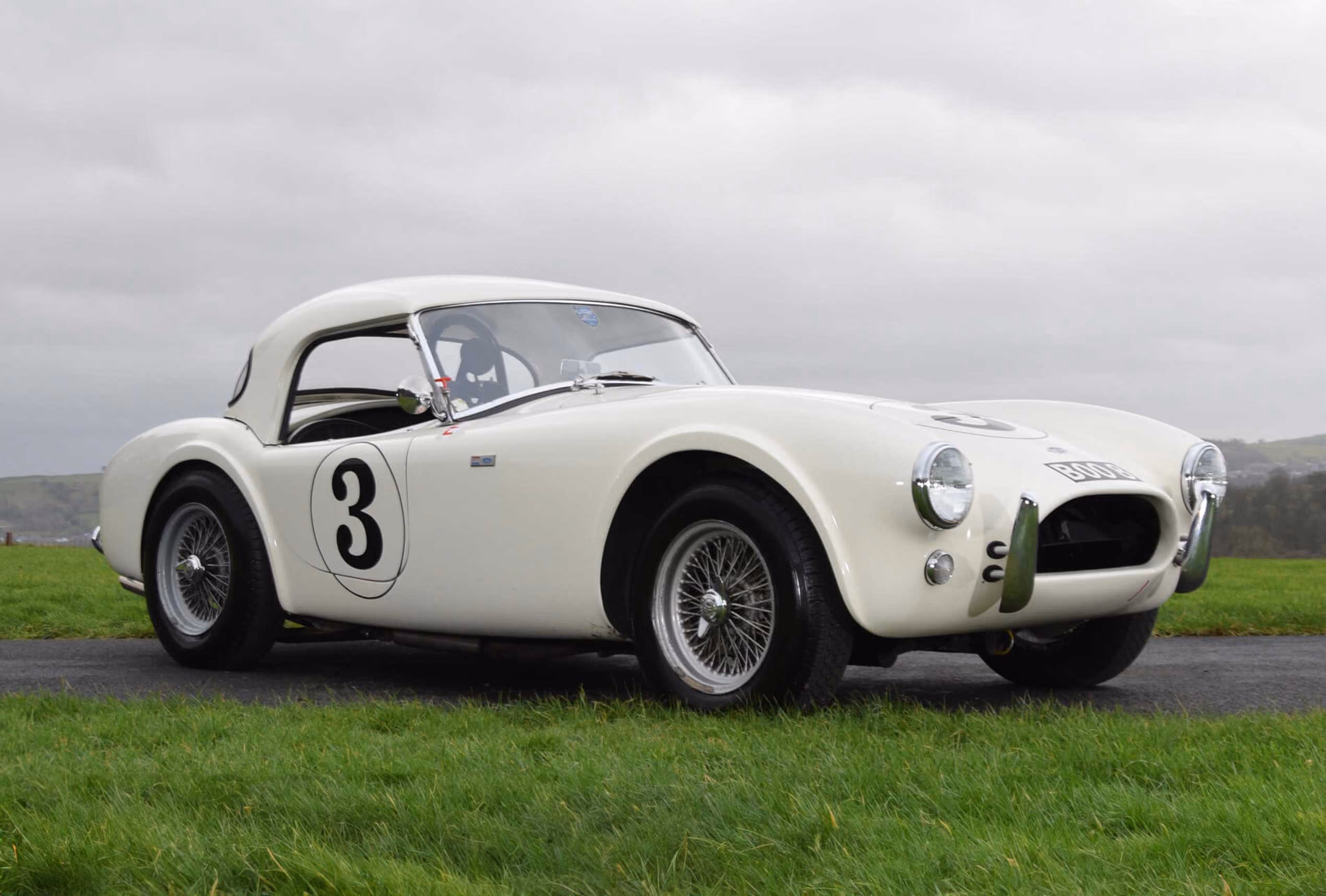 AC Cobra 260
