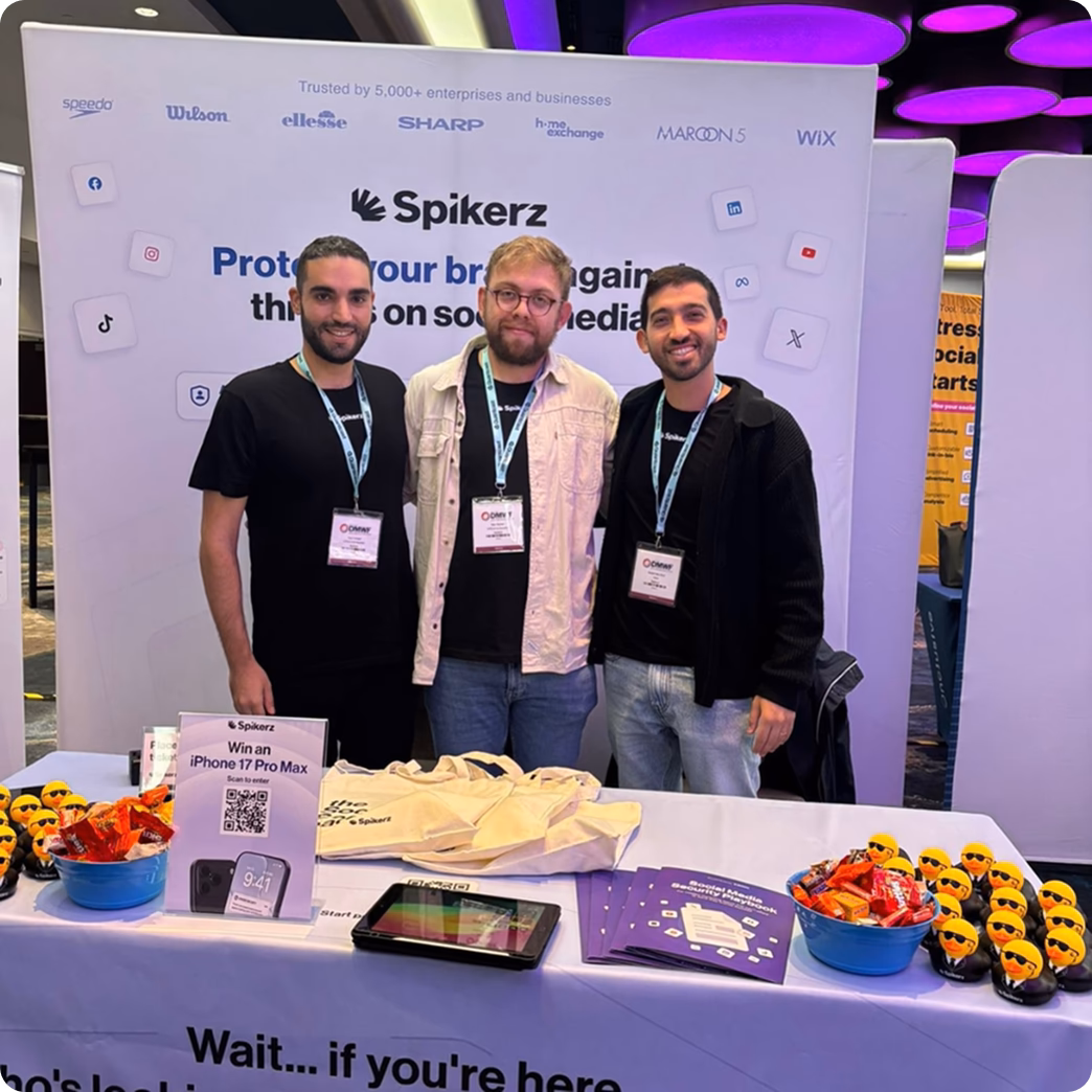 Spikerz team event photo