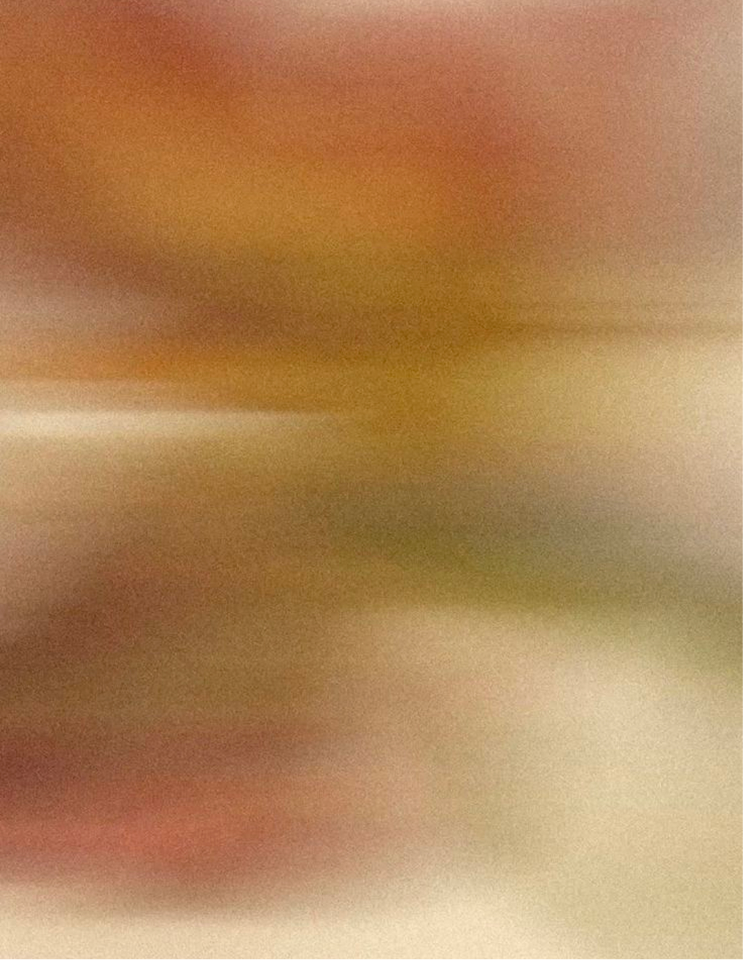 Dégradé abstrait de couleurs sable, beige, orange et marron floues.