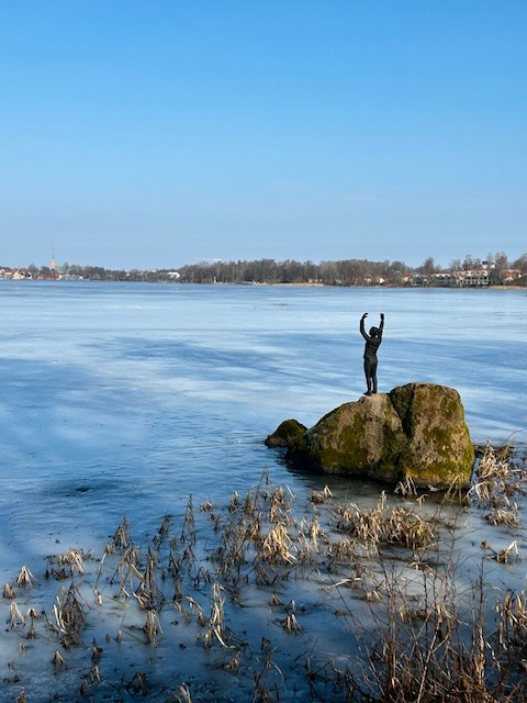 What the pharmacist might forget to tell