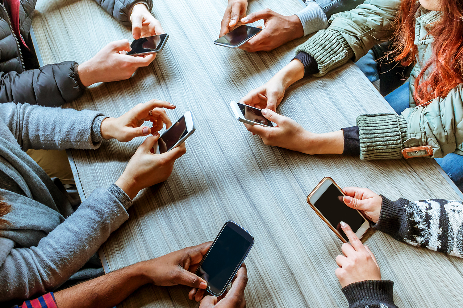 Social Media Addiction: Are You Hooked? Warning Signs To Watch Out For