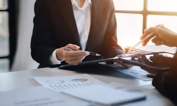 Lease Management And Tenant Experience with RapidCanvas AI 