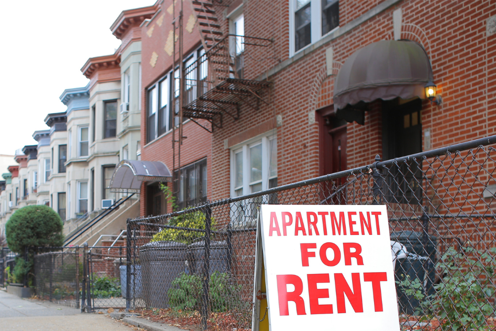 Rent-stabilized apartment building in NYC illustrates rent history NYC