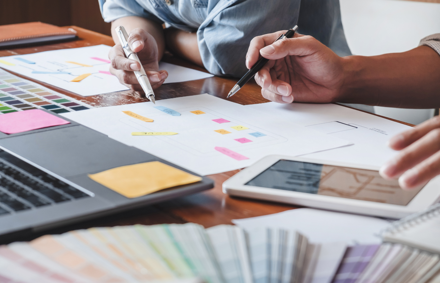 How Content Governance Enhances Customer Experience in a DITA Environment