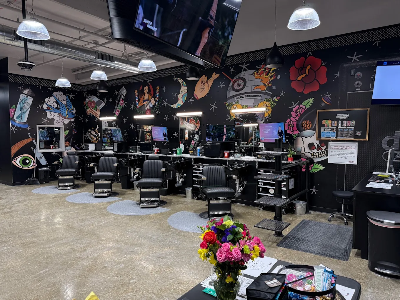 Diesel Barbershop Opens at Poplar Creek Town Center: Your New Go-To Barbershop in Brookfield, WI.