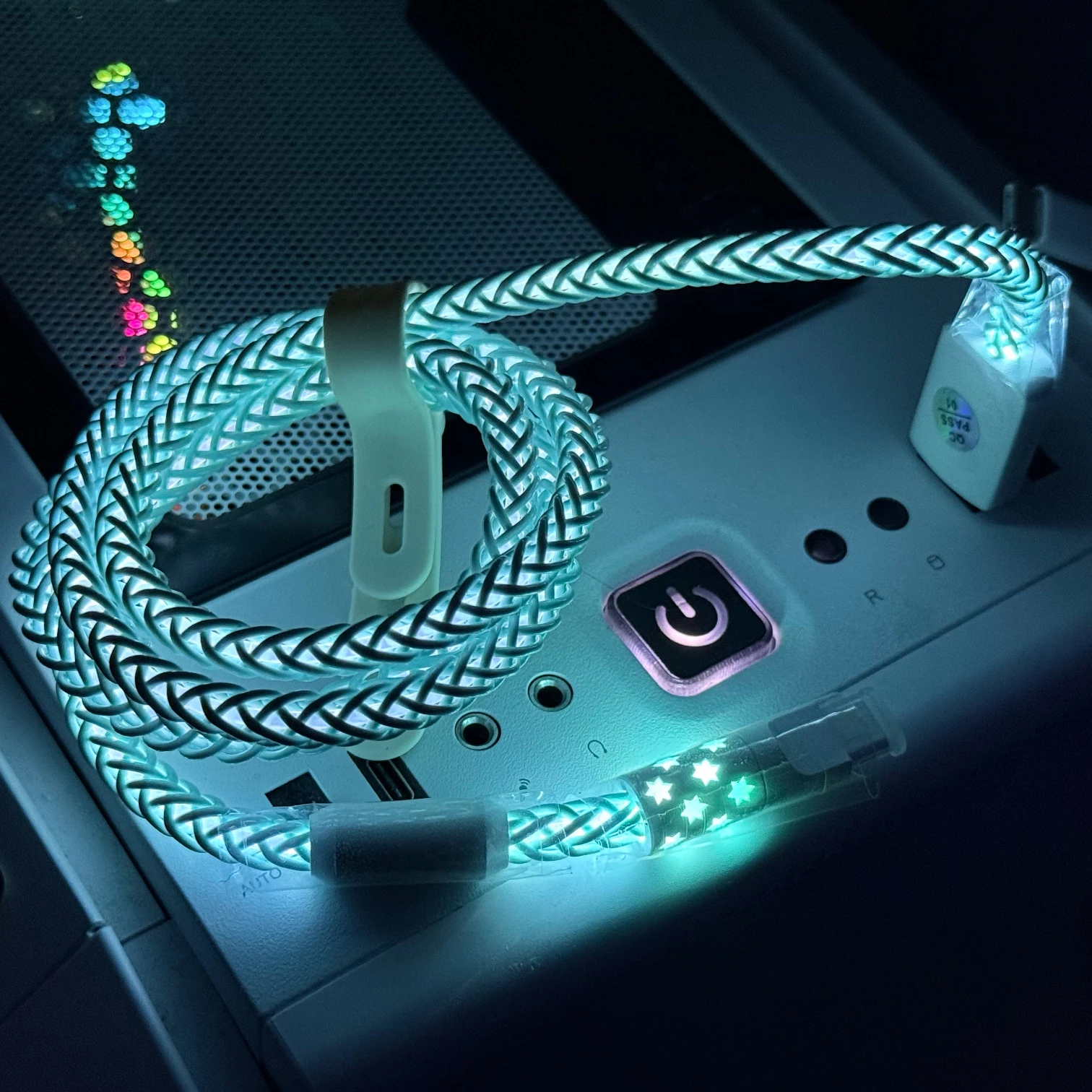 Кабель з RGB Cyan-White