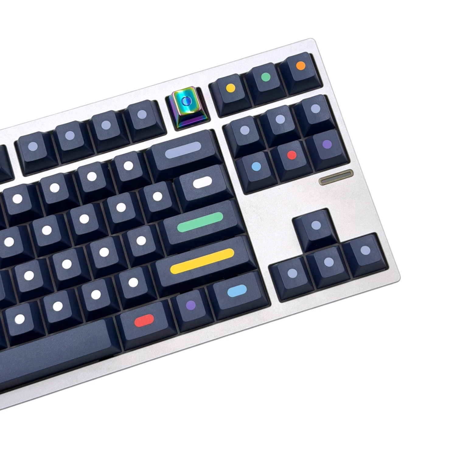 GMK Dots - кейкапи для механічної клавіатури.