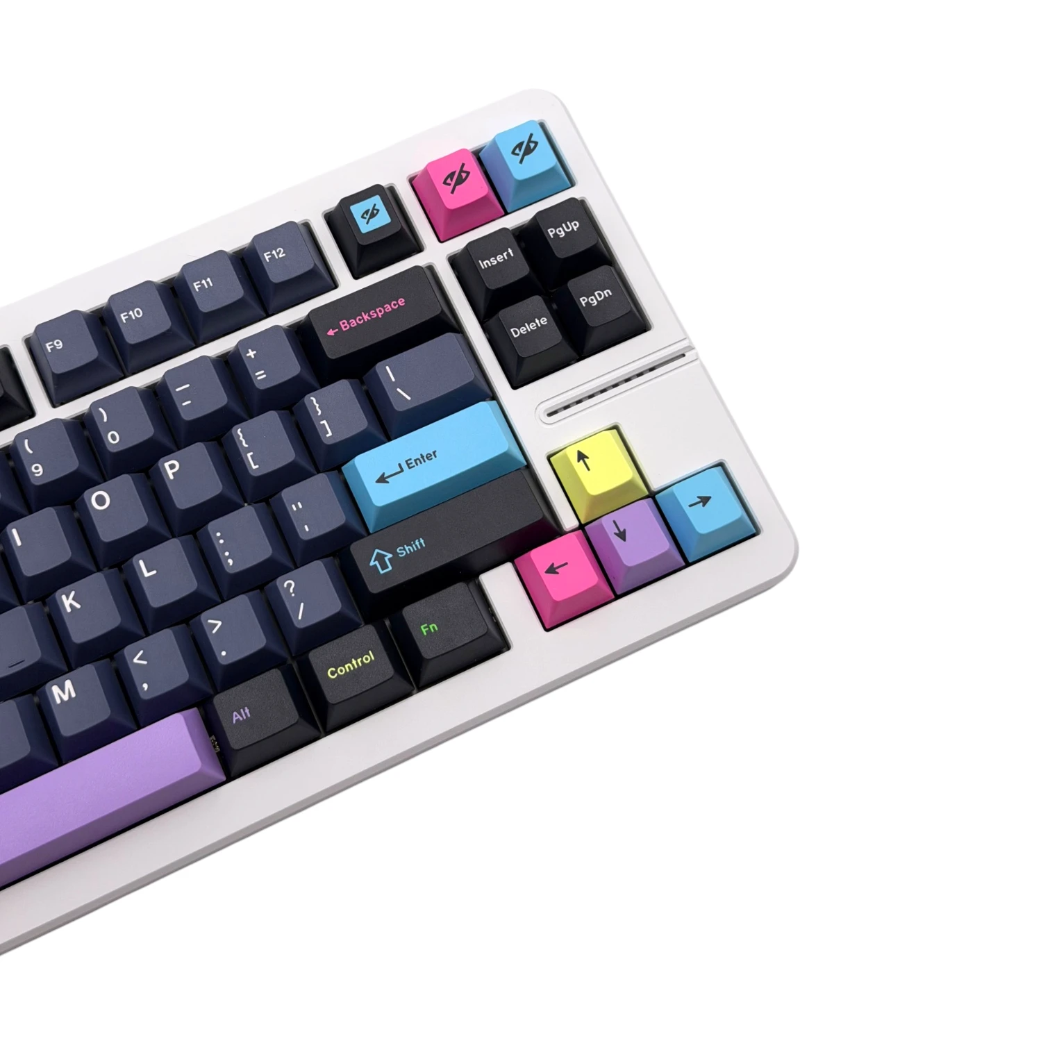 GMK Dracula - кейкапи для механічної клавіатури.
