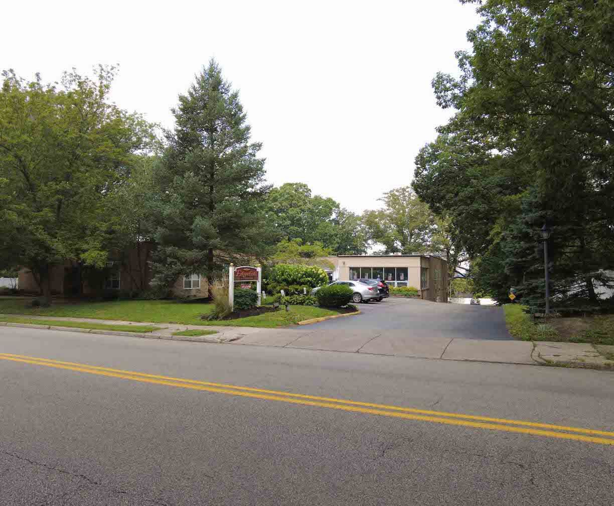 Edgehill as viewed from the street.