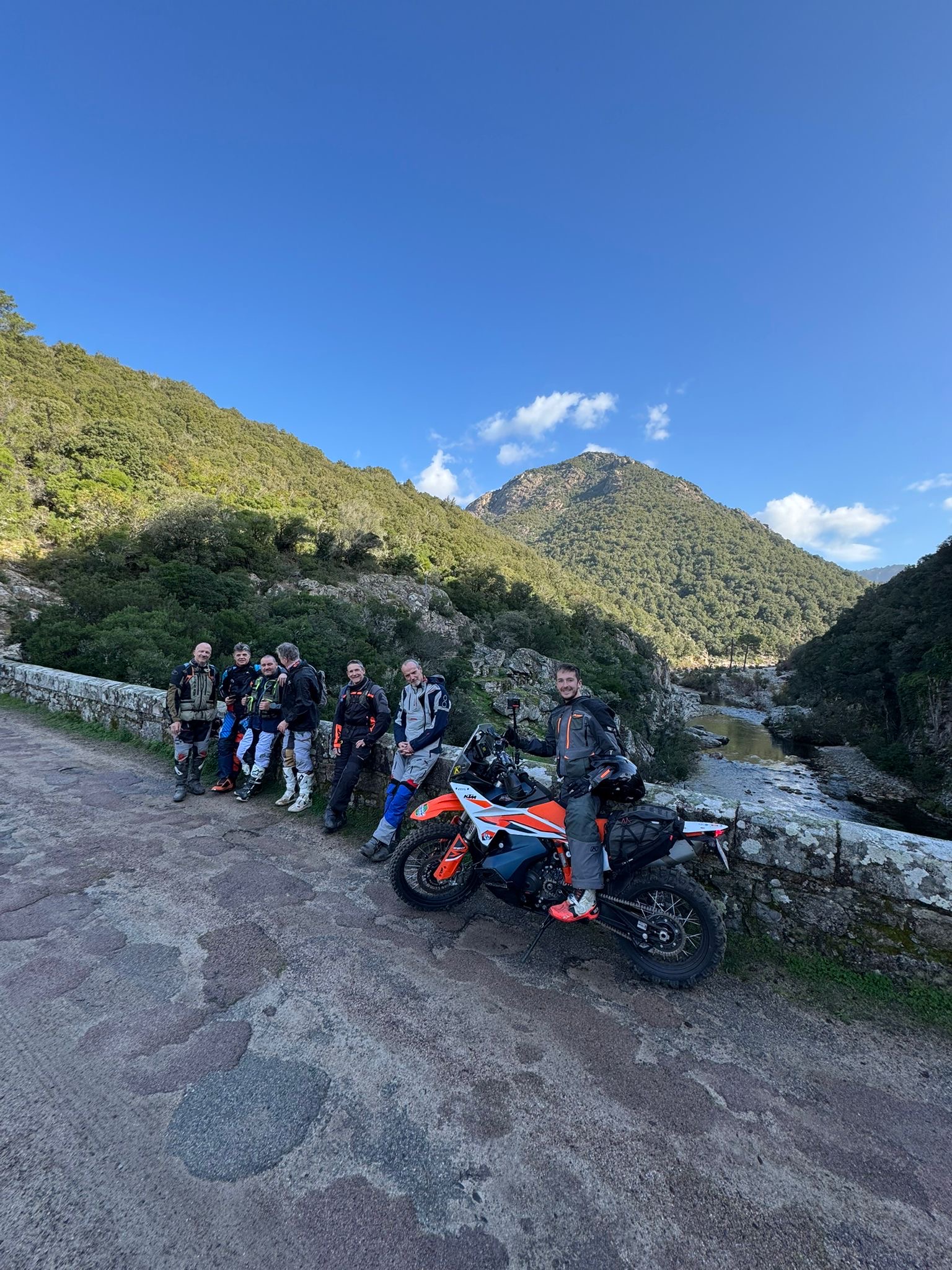 Raid coaching moto trail de 5 jours en Corse avec Off Ride Academy