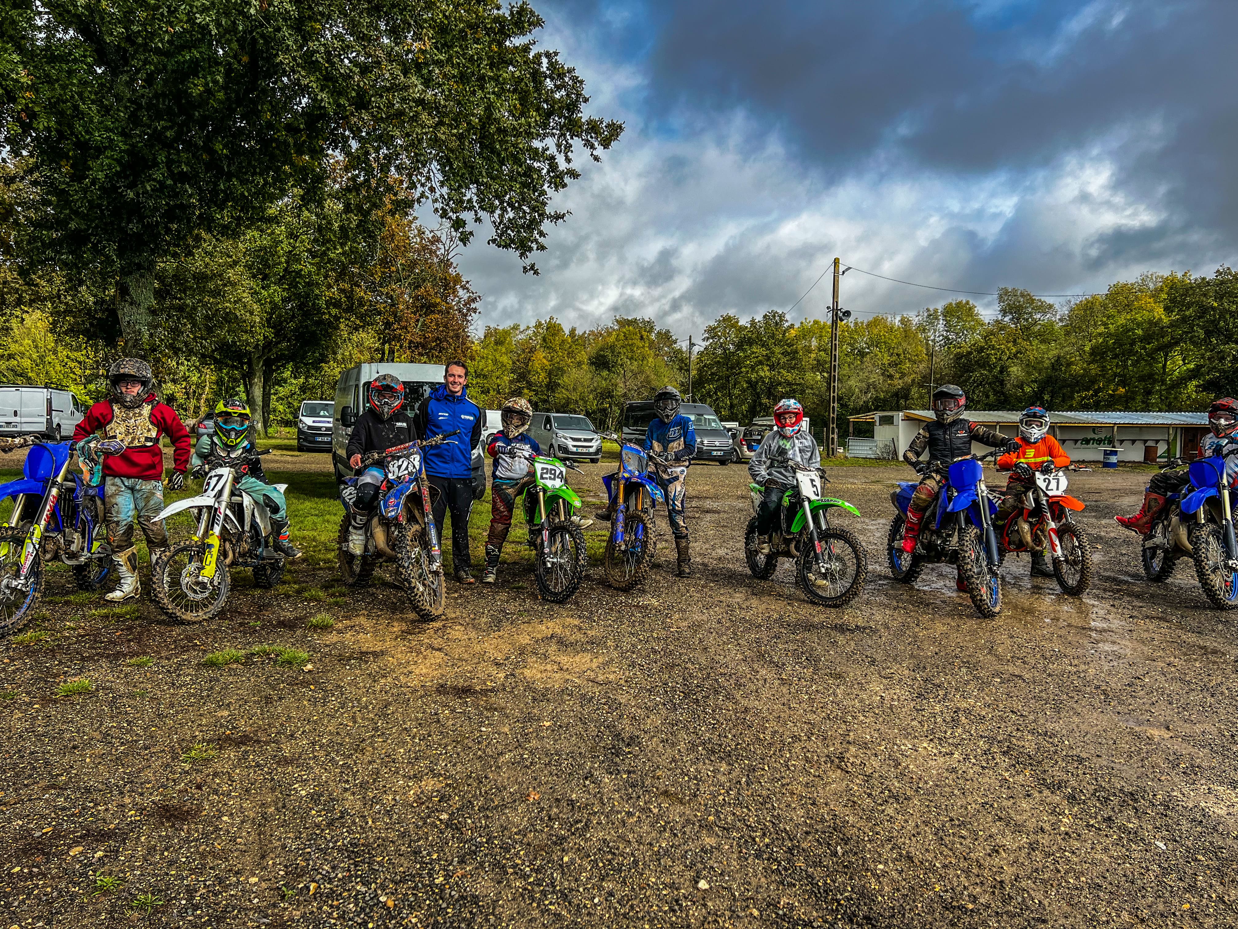 Cours de motocross niveau intermédiaire, École Off Ride Academy
