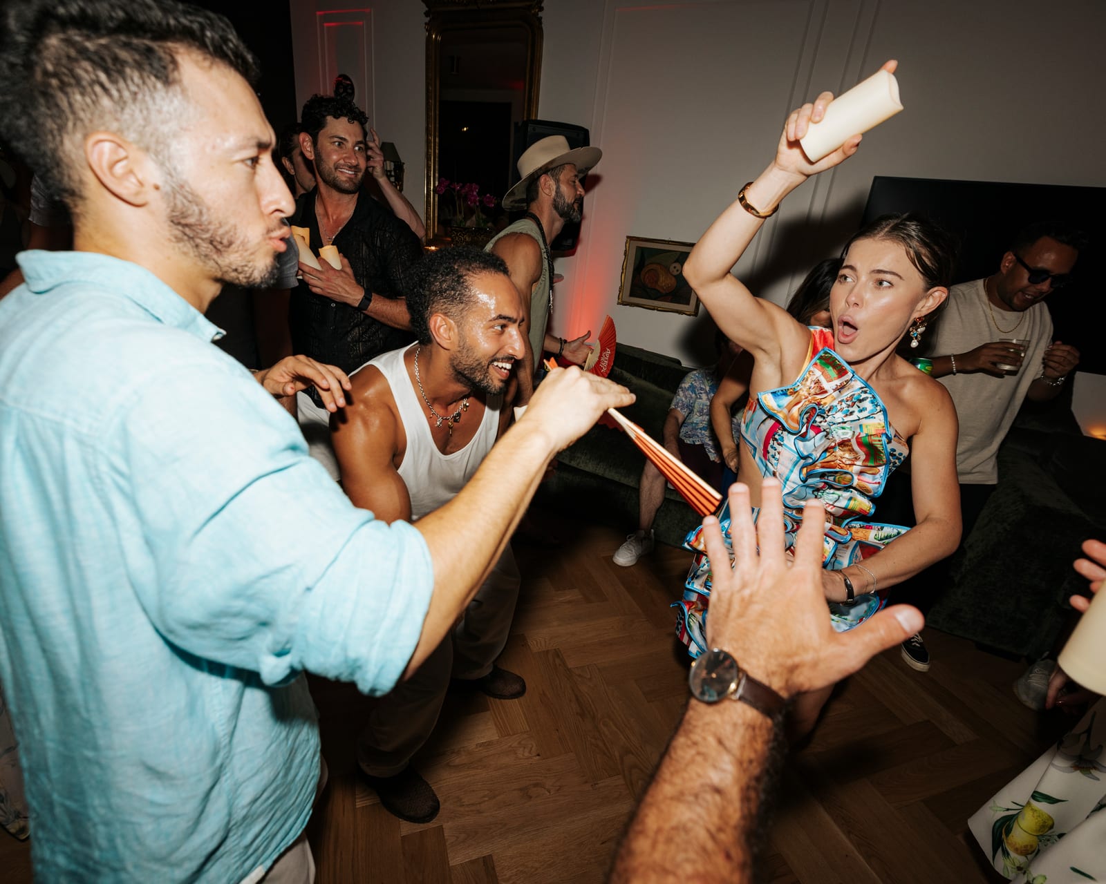 Friends dancing together at Le Club 02