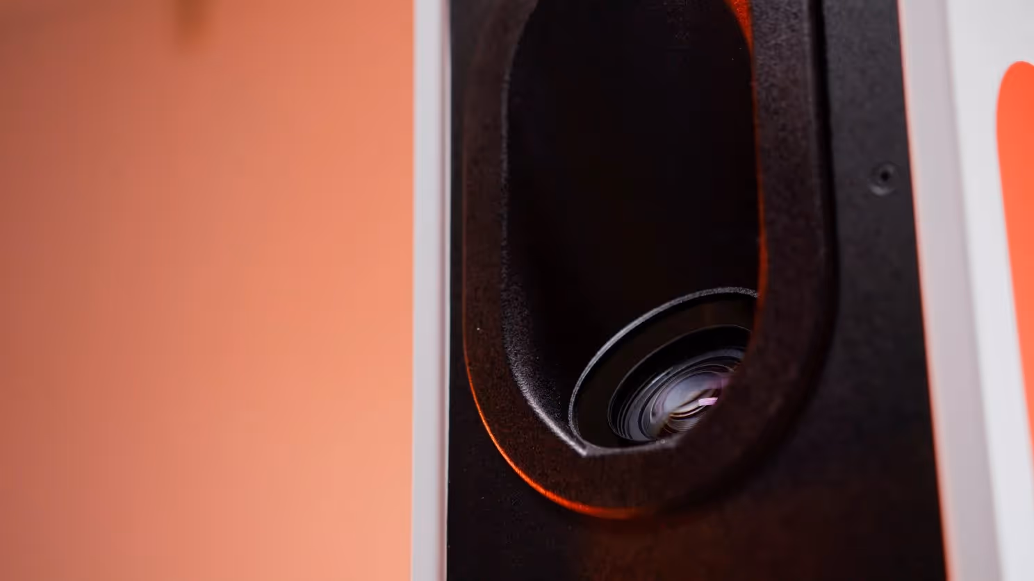 Dane AIR ™ - robot de lecture d'inventaire par Dane Technologies & Brain Corp