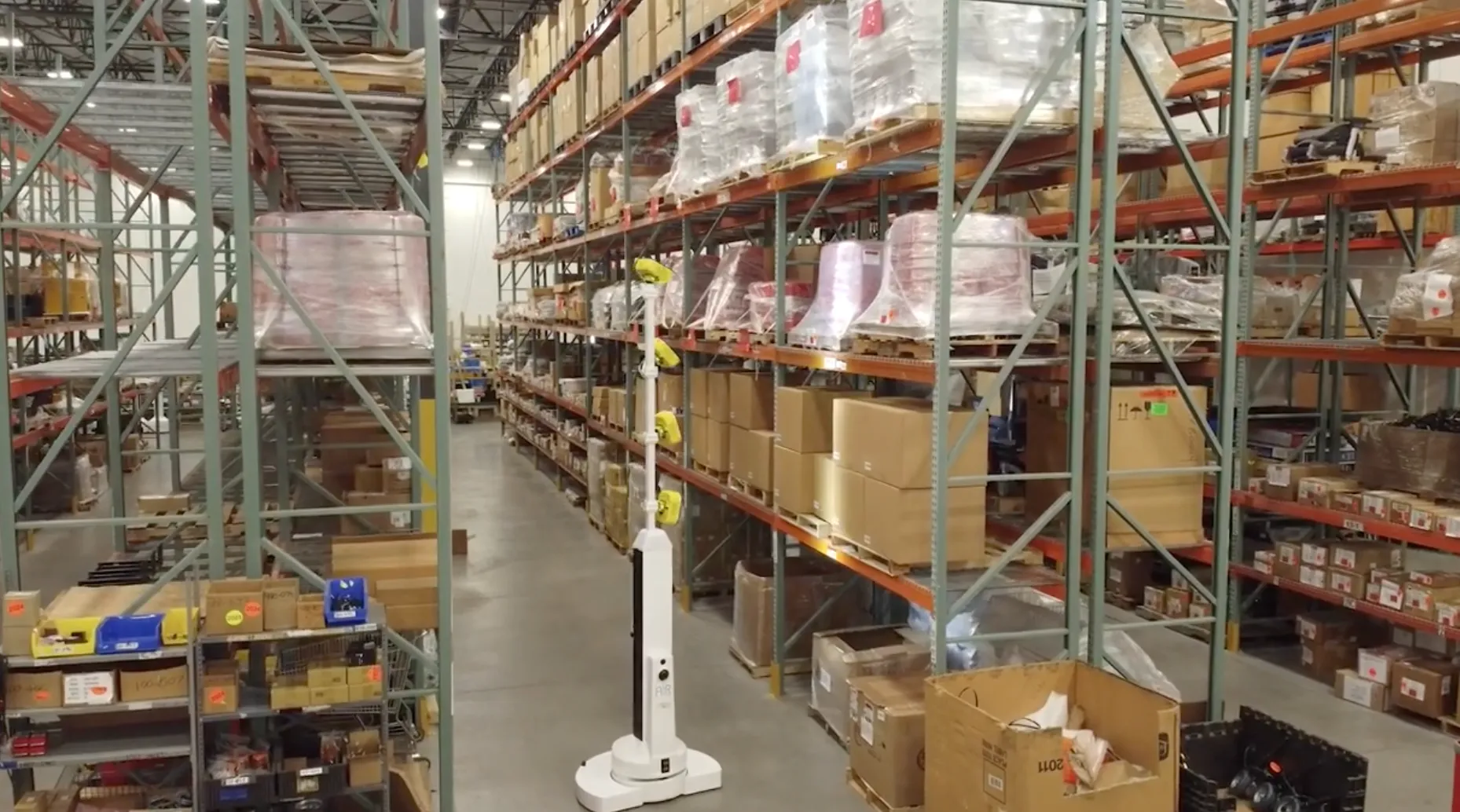 4 reasons why autonomous mobile robots are better than drones for inventory management in warehouses 