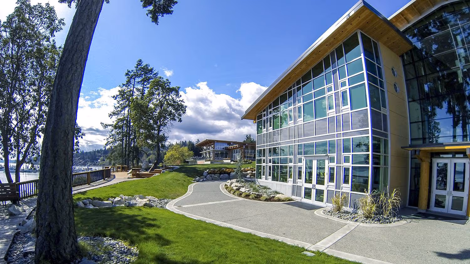 Brentwood College School