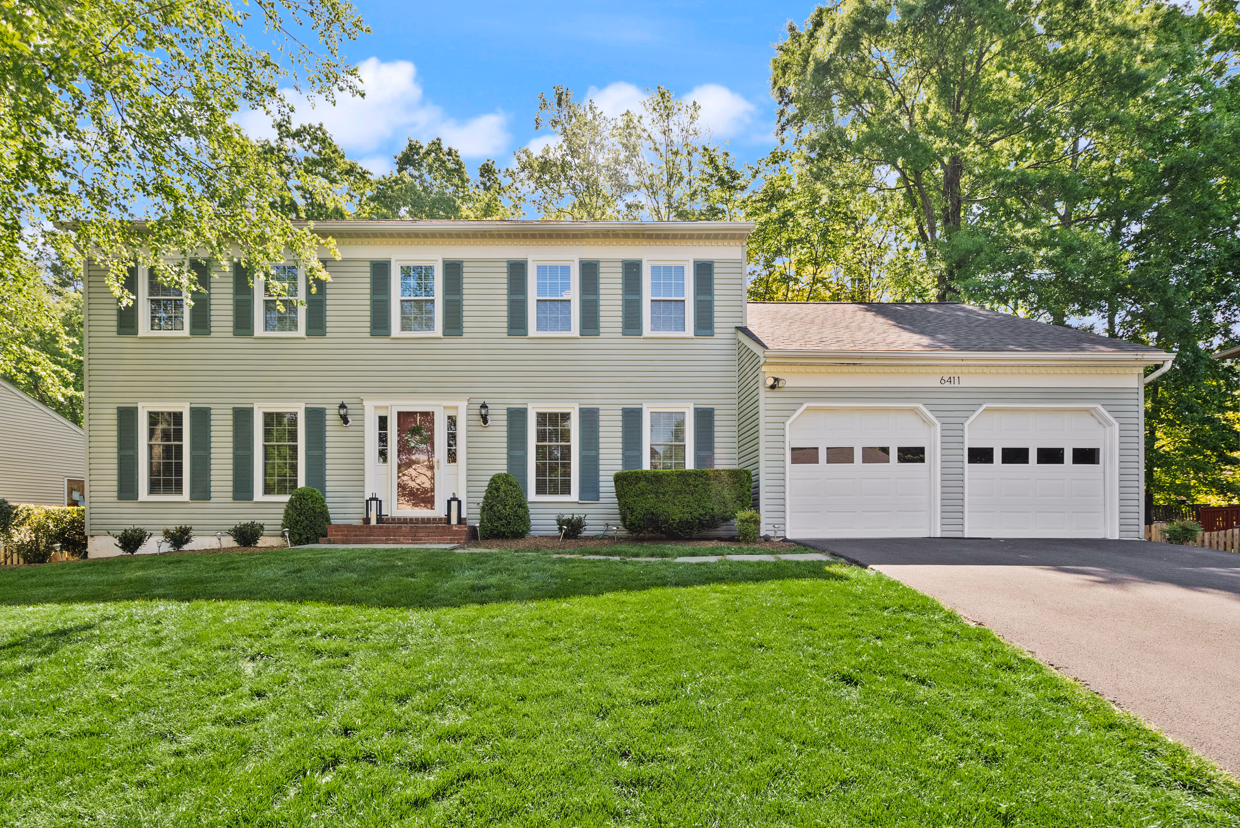 6411 Battle Rock Dr, Clifton, VA 20124