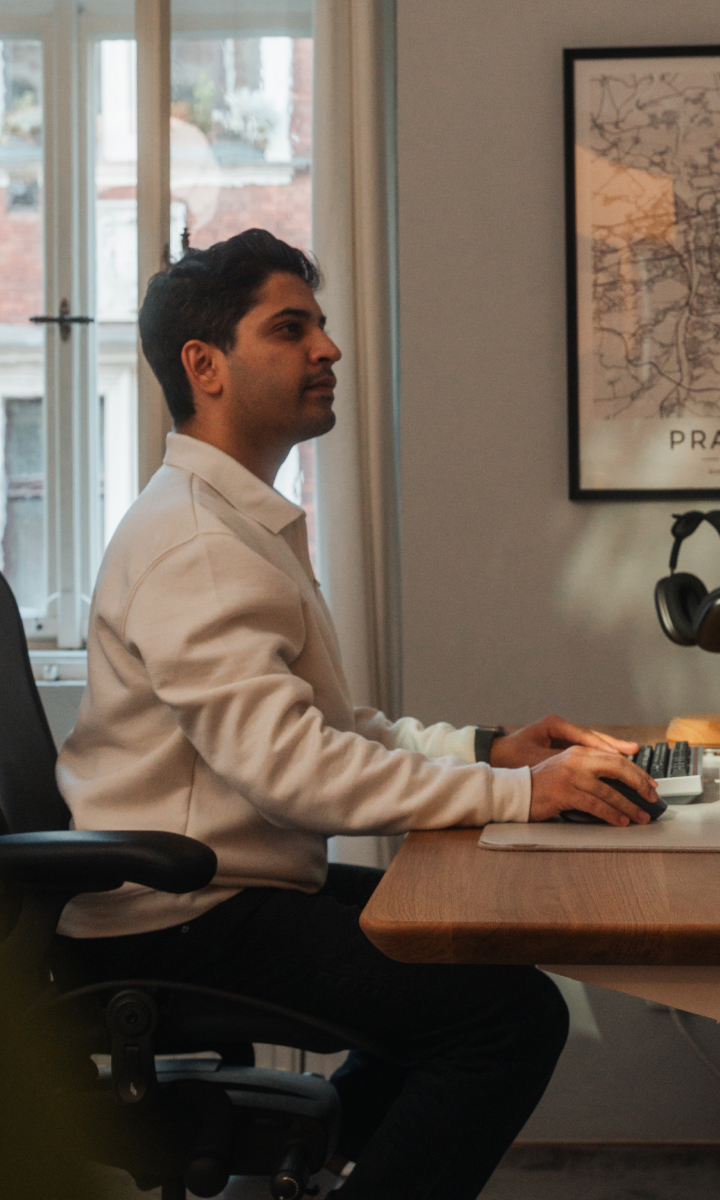 Faizur Rehman: designer, creator & solopreneur