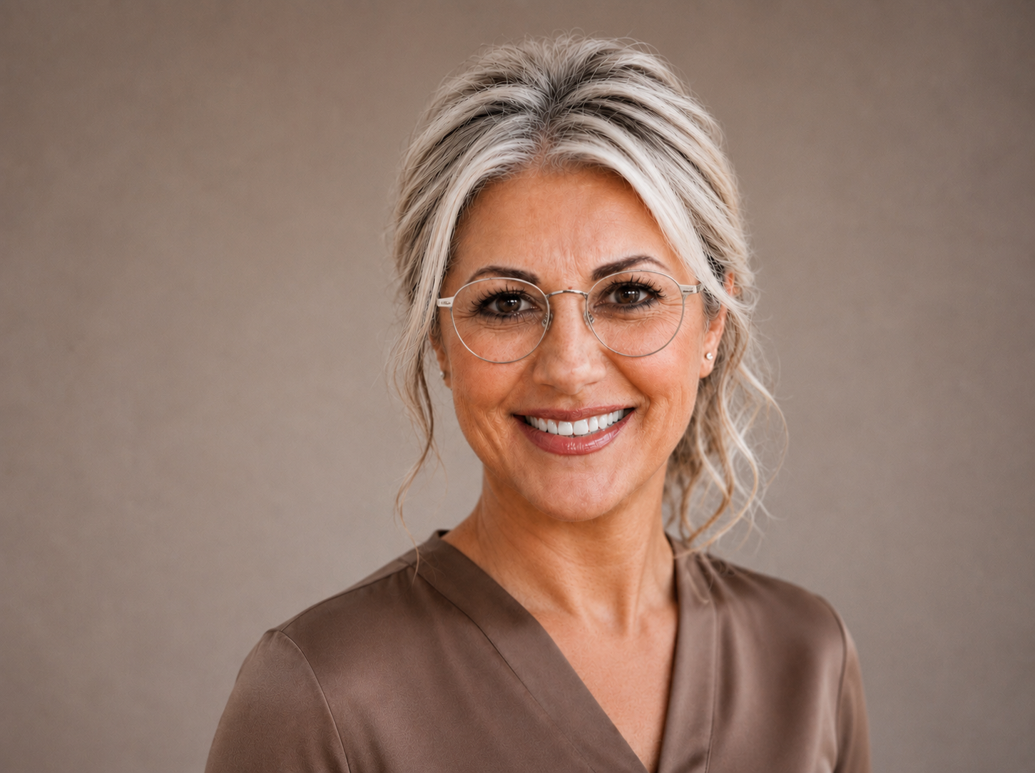 Faegheh potræt